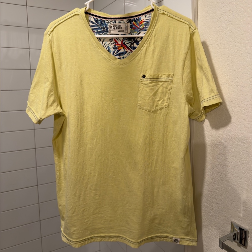 Free Planet • Yellow Pocket V-Neck Shirt Organic Cotton • Unisex Size M